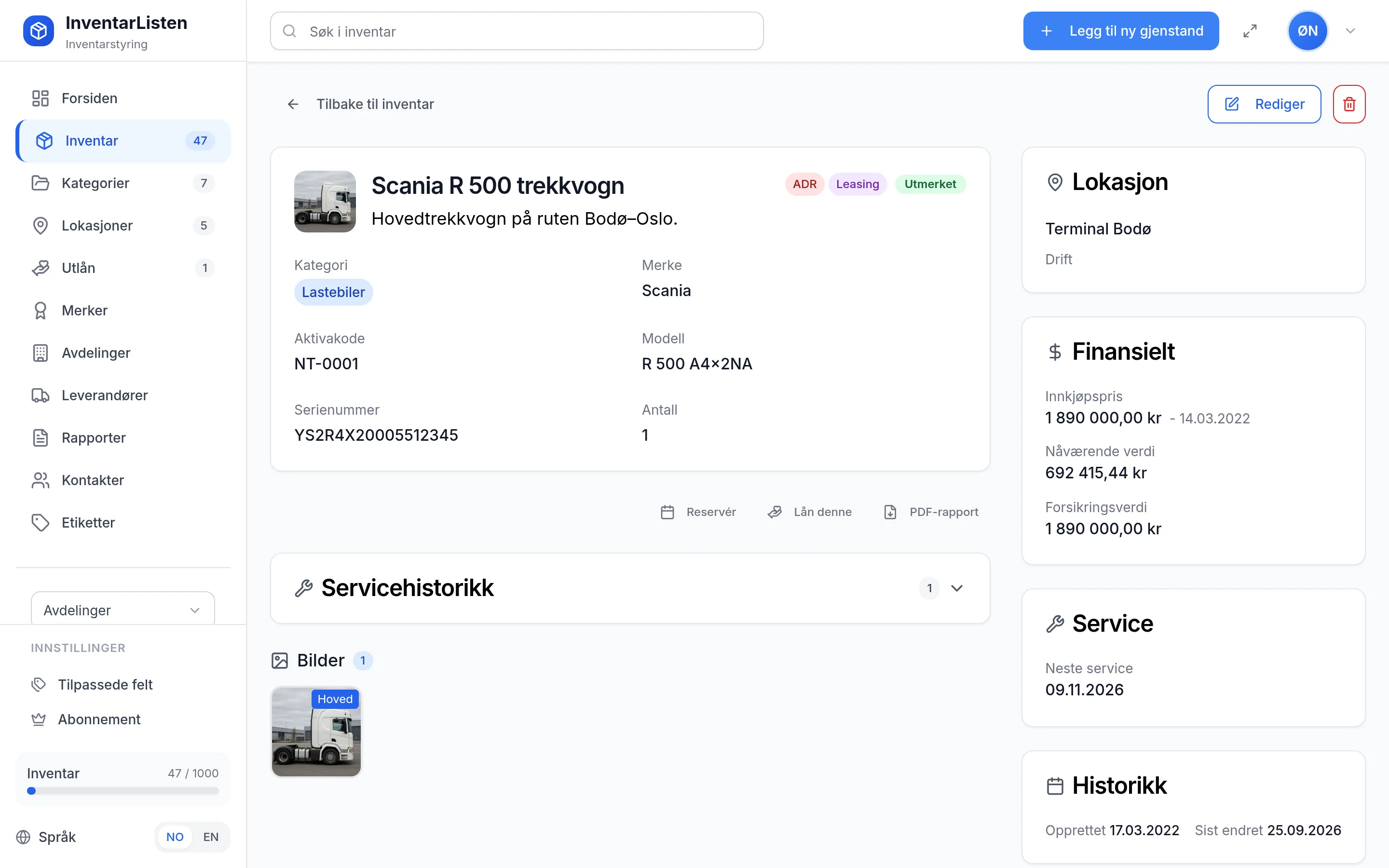 Detaljside for et inventarelement hos transportbedrift – verdi, service, garanti og egendefinerte felt